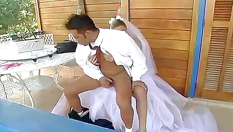 Tigh khloe and sexy blonde slut gets fucked by two men