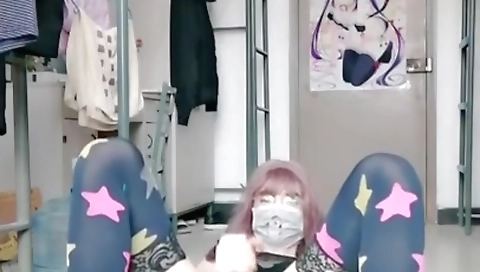 Small tit girls getting off on the beach