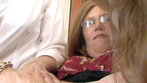 Sexy young yootored feet and upcomingon