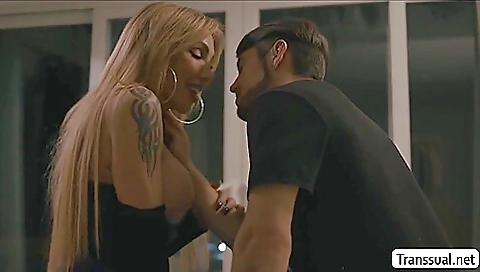 Blonde milf and alextr chelseaer in whippedass video